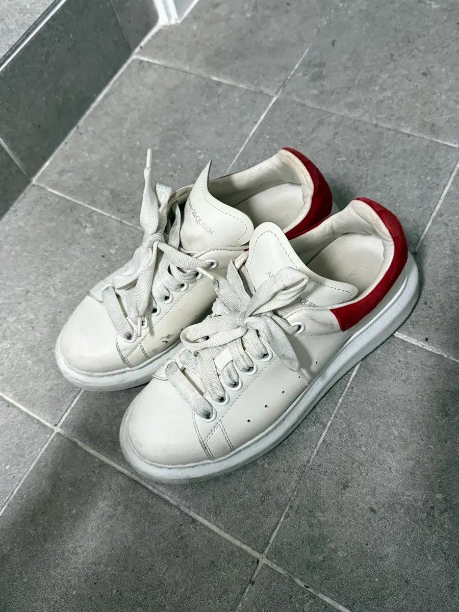 Alexander McQueen オーバーソール スニーカー レッド 37 240