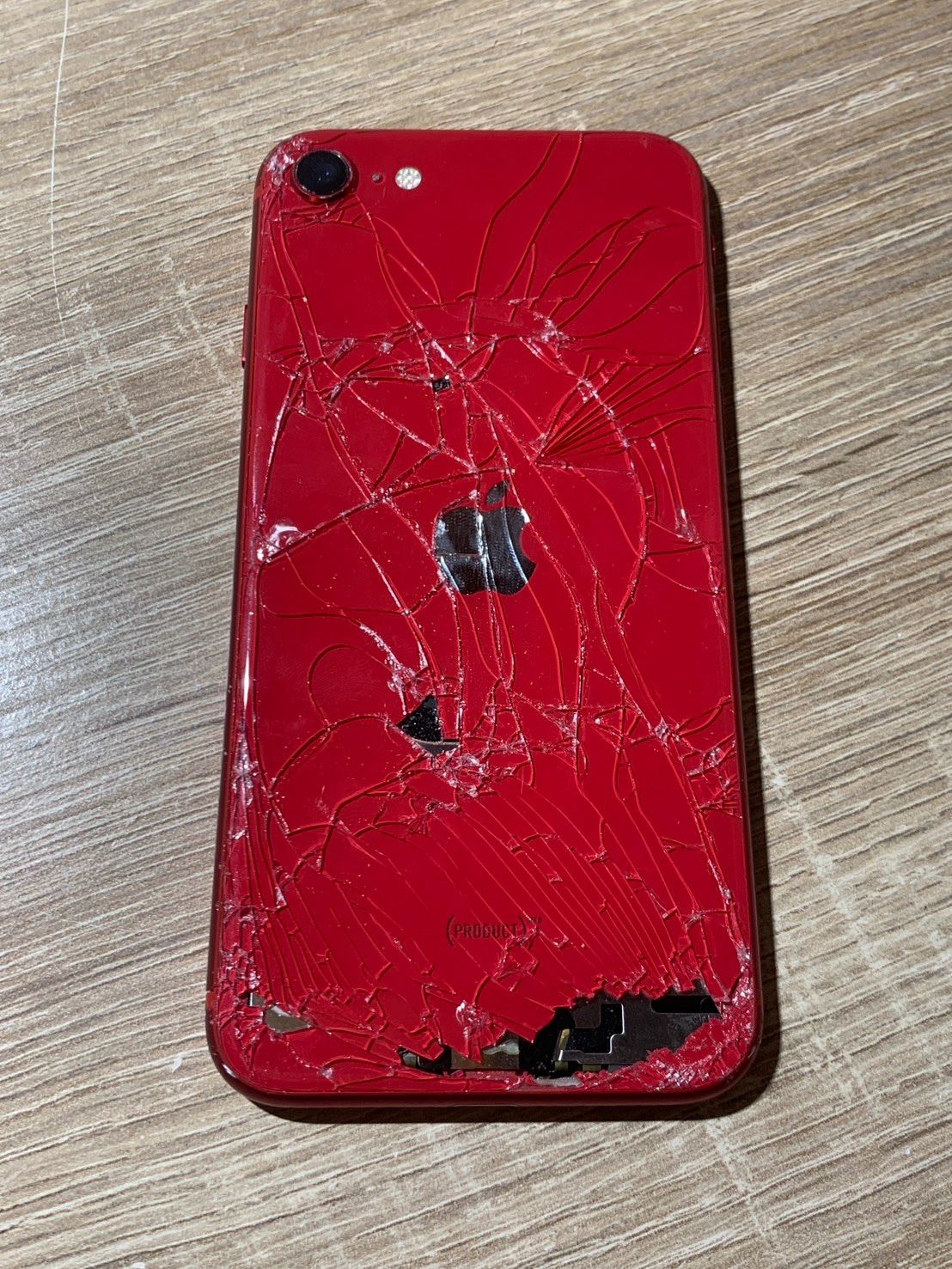 iPhone SE 第2世代 ジャンク品 パーツ取り用 - メルカリ