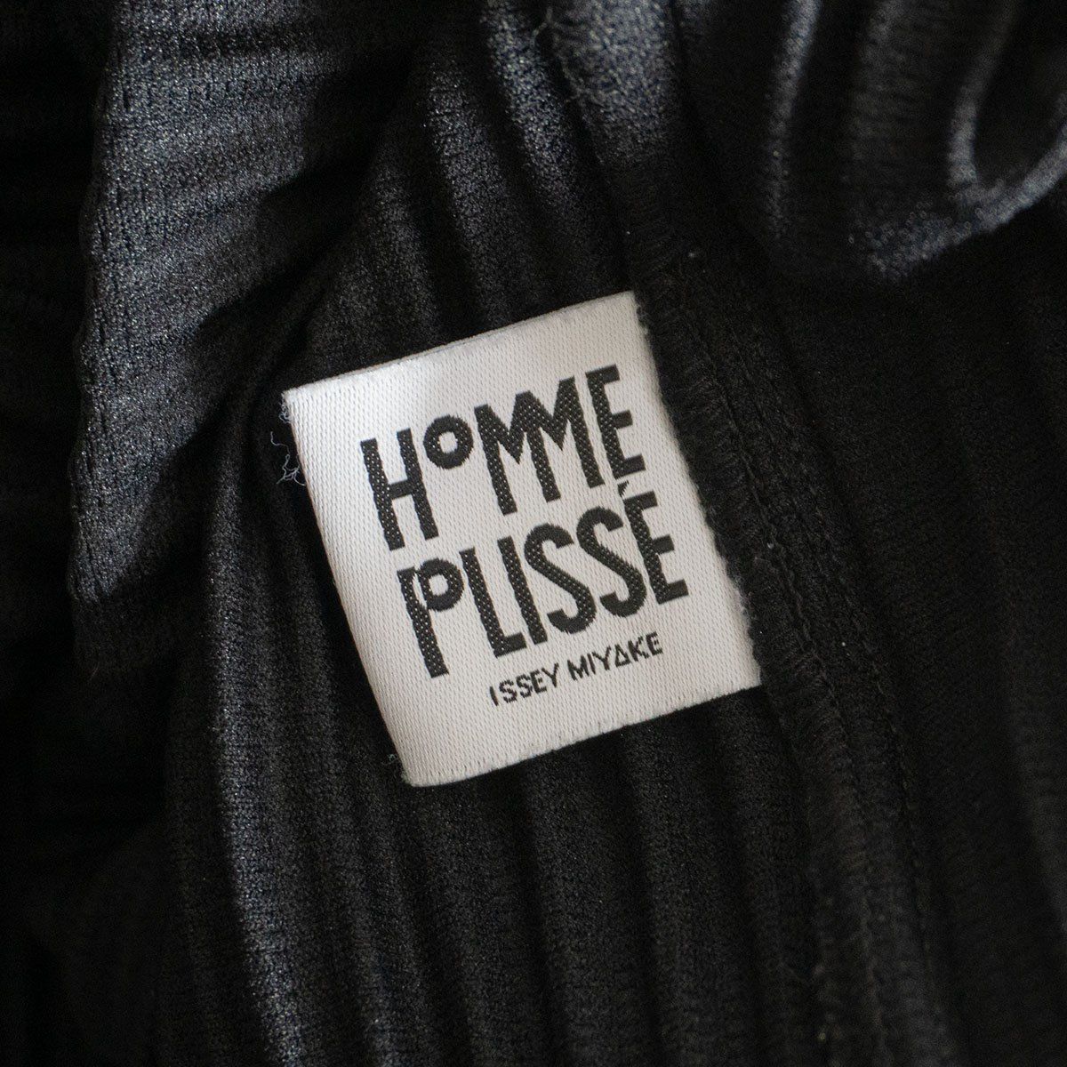 美品】 HOMME PLISSE ISSEY MIYAKE【プリーツ カットソー】3 ブラック