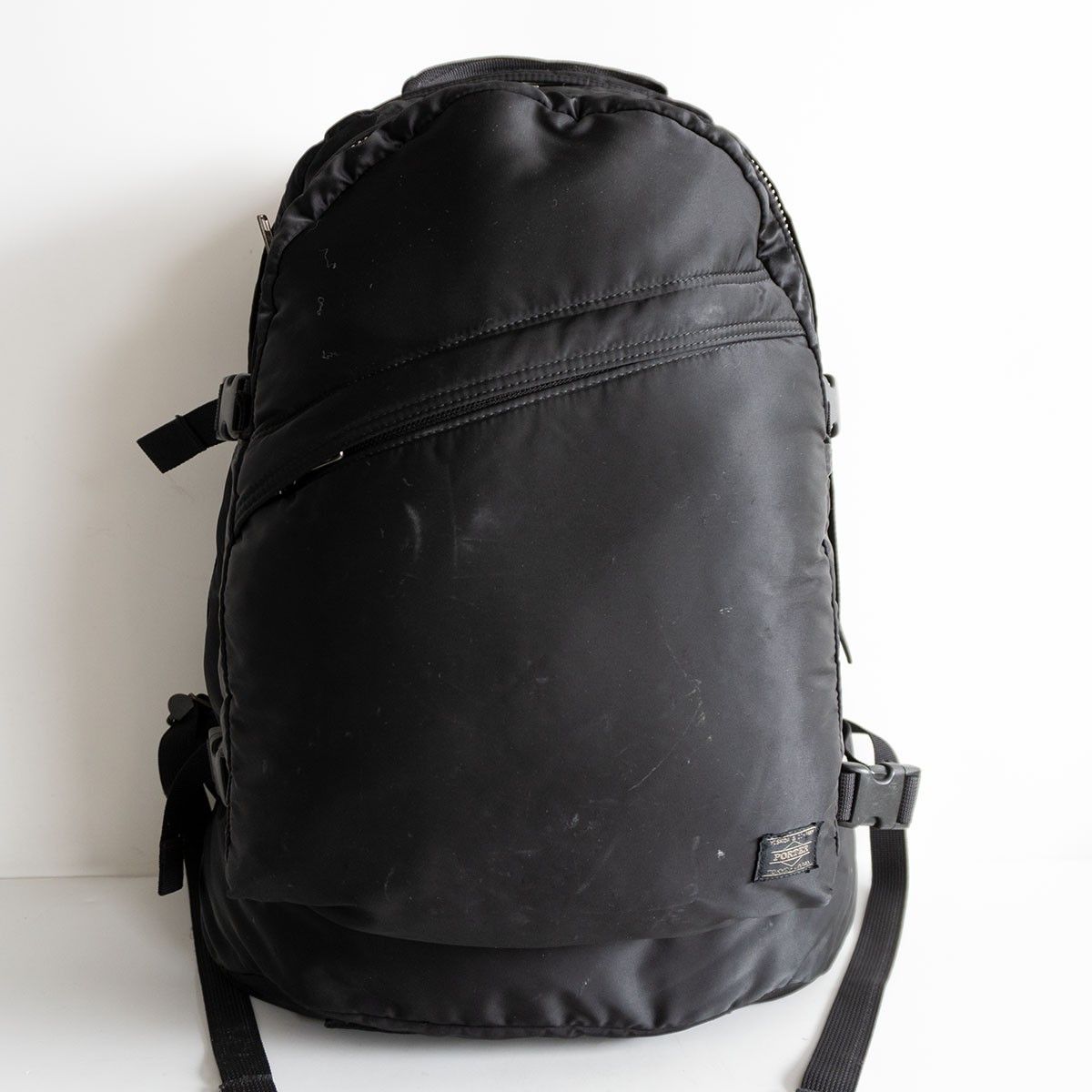 【人気】PORTER 【タンカー リュック】ポーター ブラック バックパック デイパック TANKER BAG ナイロン 26050750