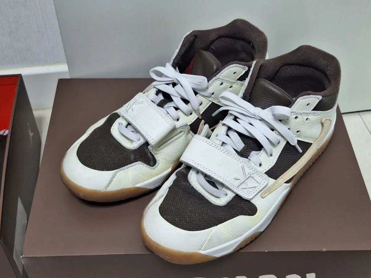 275) NIKE × トラヴィス スコット ジャンプマン ジャック