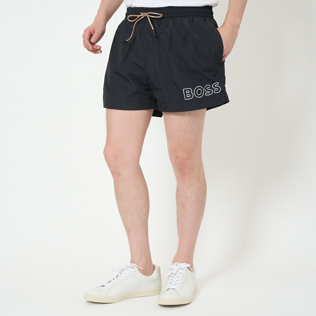 ヒューゴボス HUGO BOSS ショートパンツ スイムショーツ ビーチウェア 水着 水陸両用 スイムショーツ アウトラインロゴ プリント 50469280 MOONEYE 005 BLACK