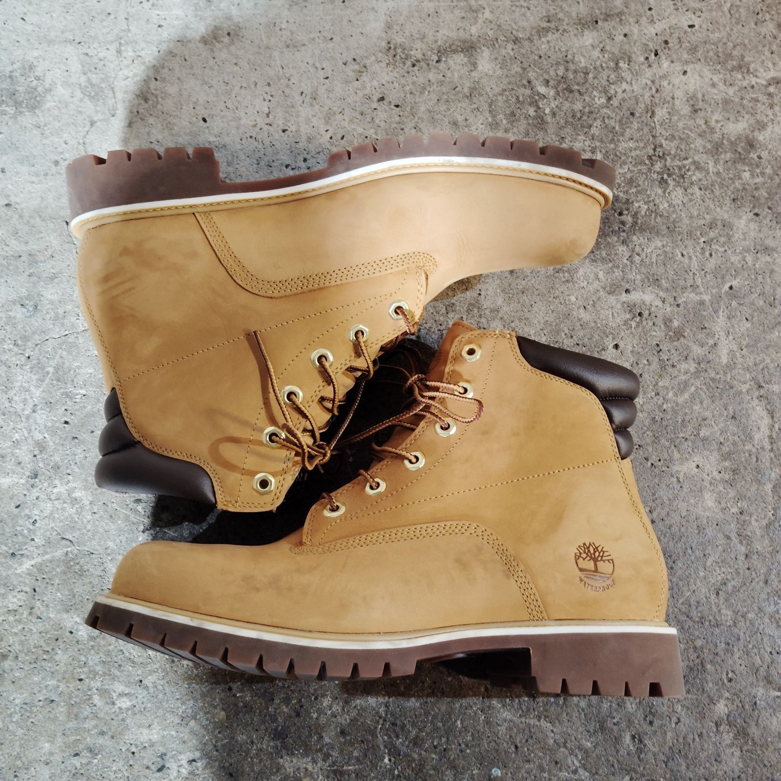 TIMBERLAND アルバーンフォールズ 6インチブーツ レースアップ