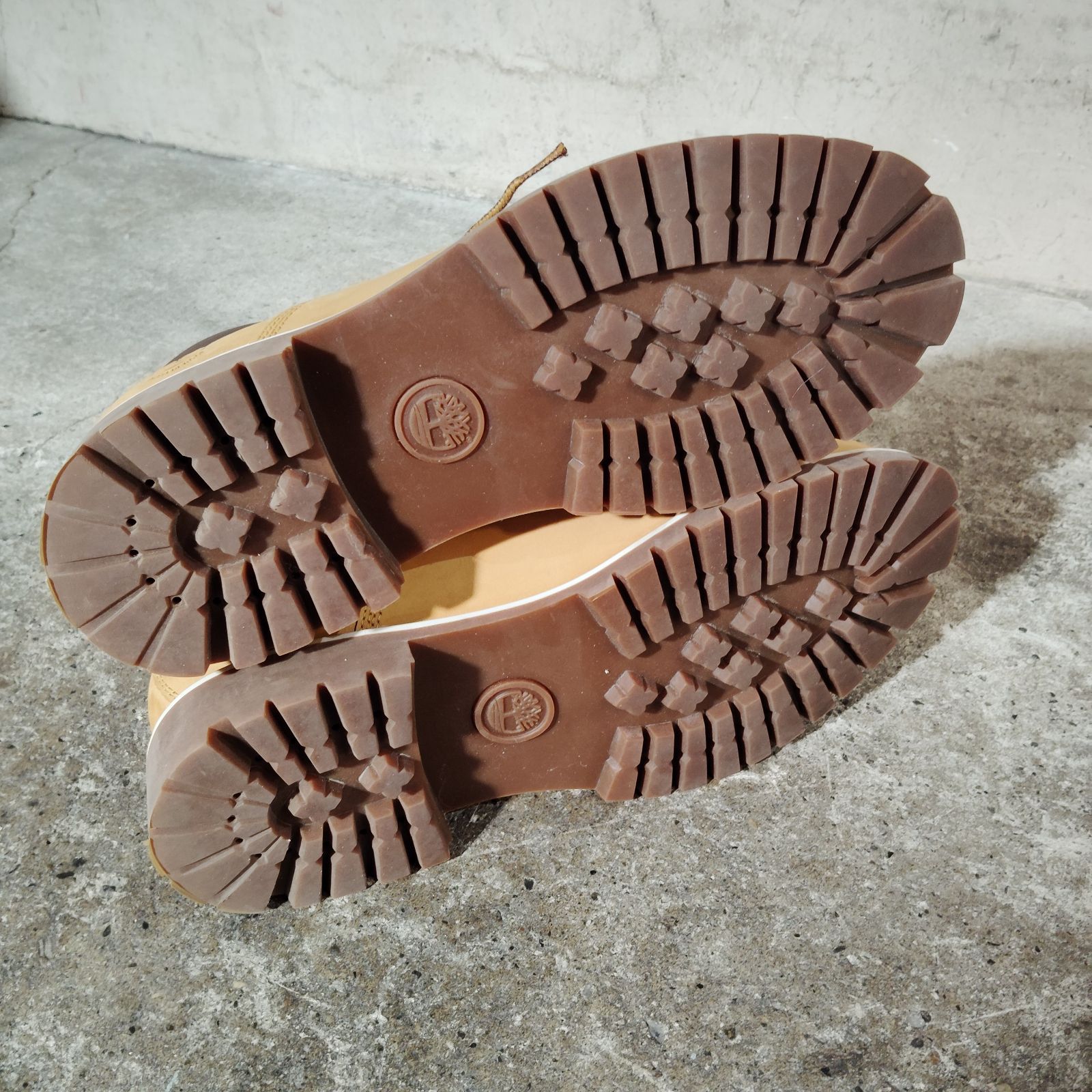 TIMBERLAND アルバーンフォールズ 6インチブーツ レースアップ