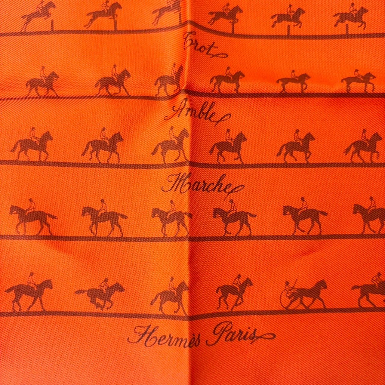 エルメス カレ45 プチカレ Saut galop canter rack エルメス スカーフ カレ45 SAUT GALOP CANTER RACK SILK100% 2227