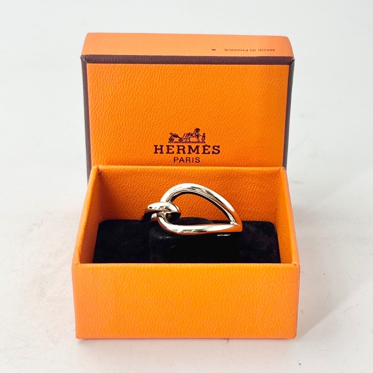 ❤活躍アイテムプレゼント❤スカーフリング ジャンボ Ｇ金具 エルメス 箱付き HERMES エルメス ジャンボ スカーフリング メタル シルバー色 2229