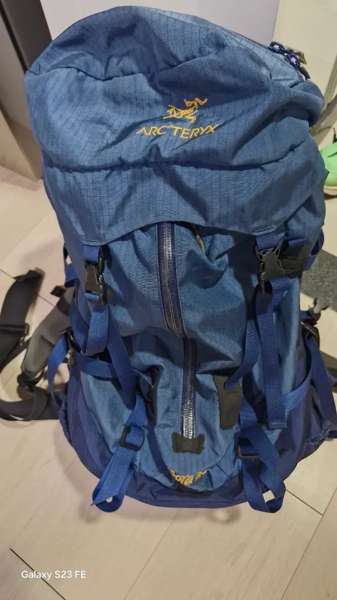 アークテレクド 35L 登山バッグ