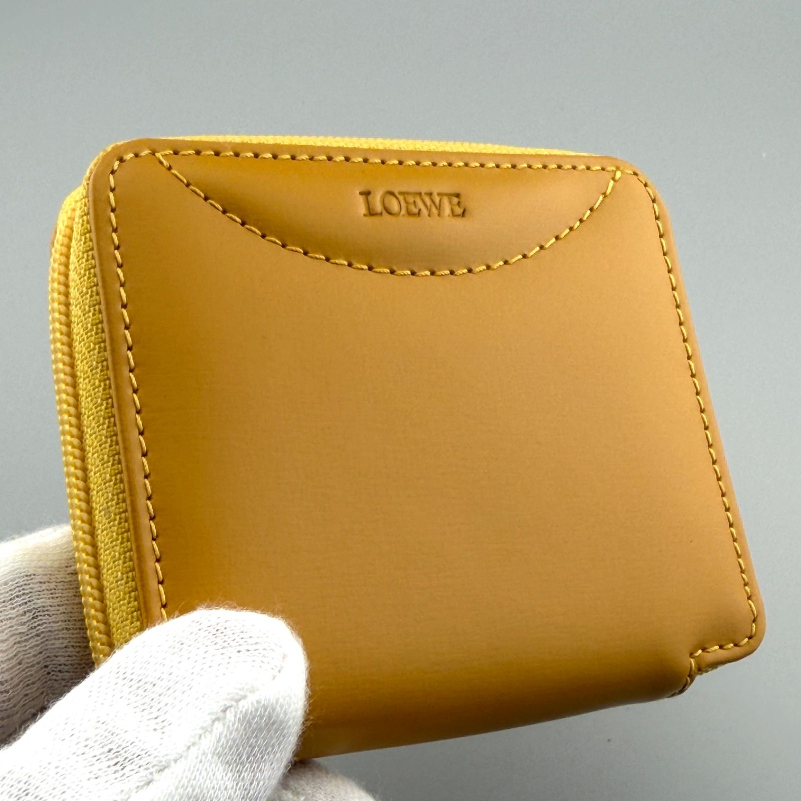 LOEWE ロエベ アナグラム コインケース 小銭入れ イエロー系 美品