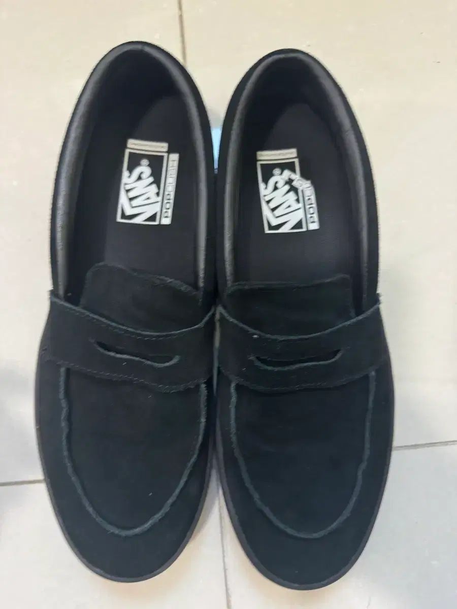 VANS ヴァンズ スウェード ローファー ブラック