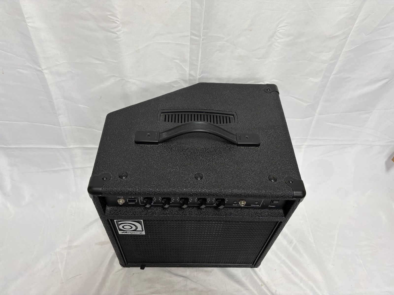◇ アンペグ AMPEG ベースアンプコンボ BA-108 V2 2300-4535 - メルカリ