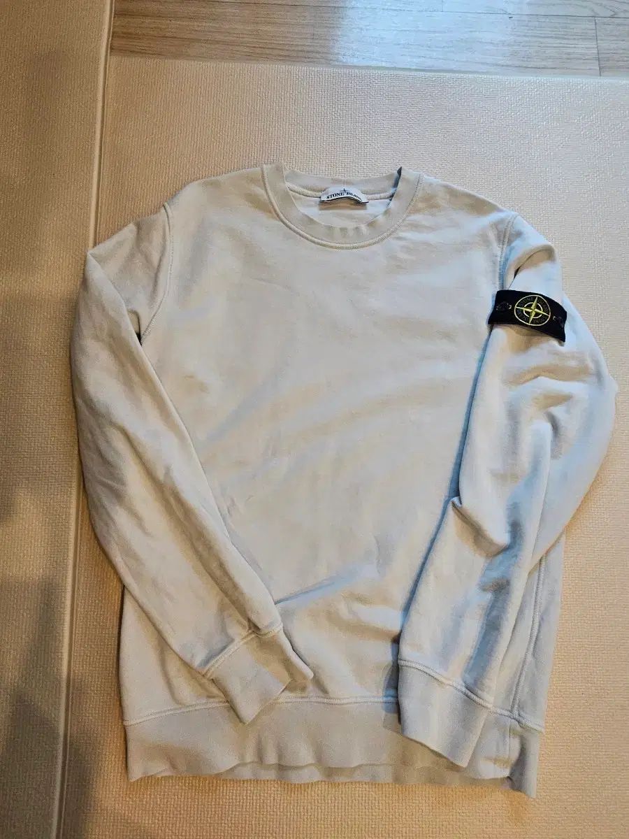 STONE ISLAND ストーンアイランド スウェット スカイブルー