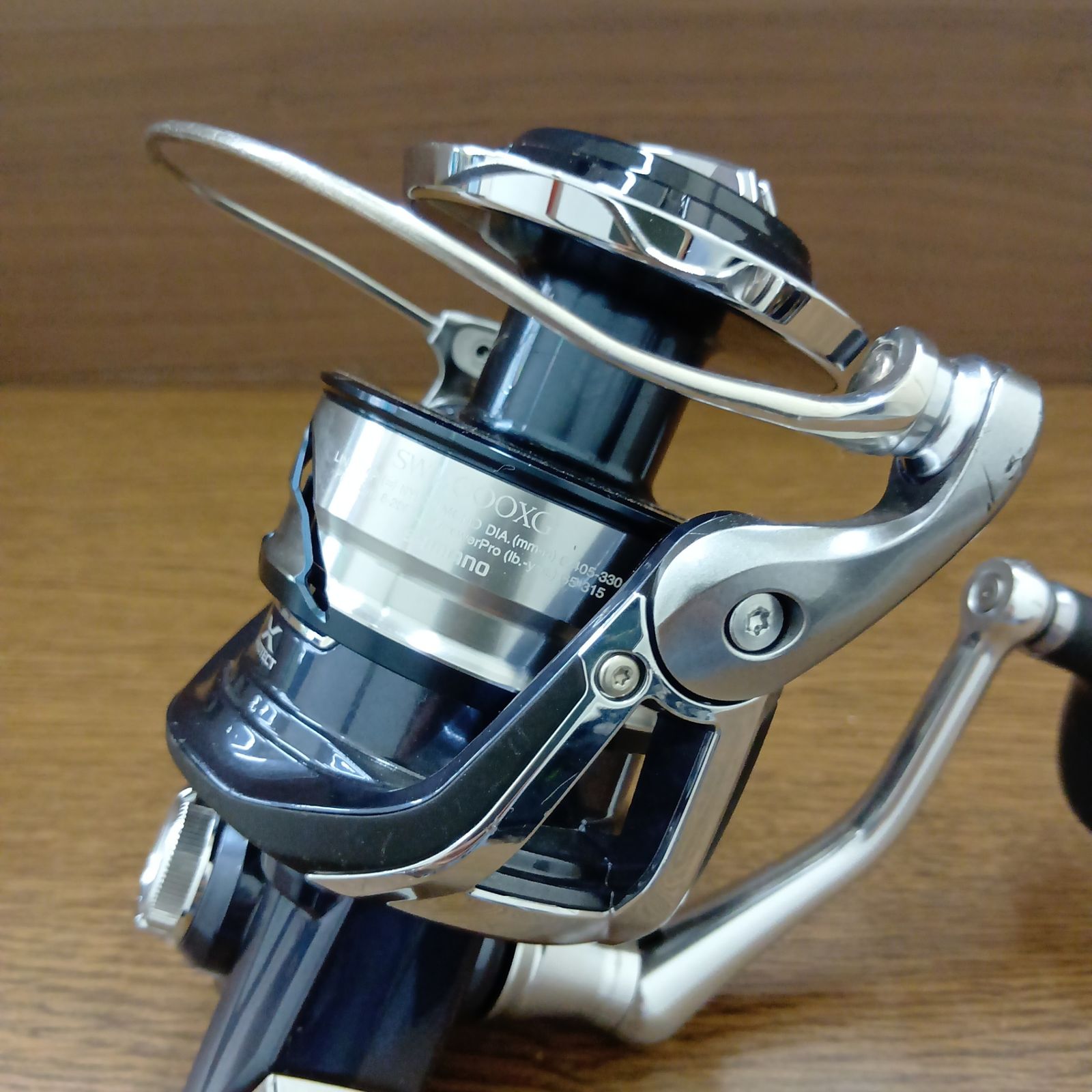 SHIMANO 21TWIN POWER SW14000XG リール中古 シマノ(SHIMANO) 21 ツインパワー SW14000XG スピニングリール - メルカリ
