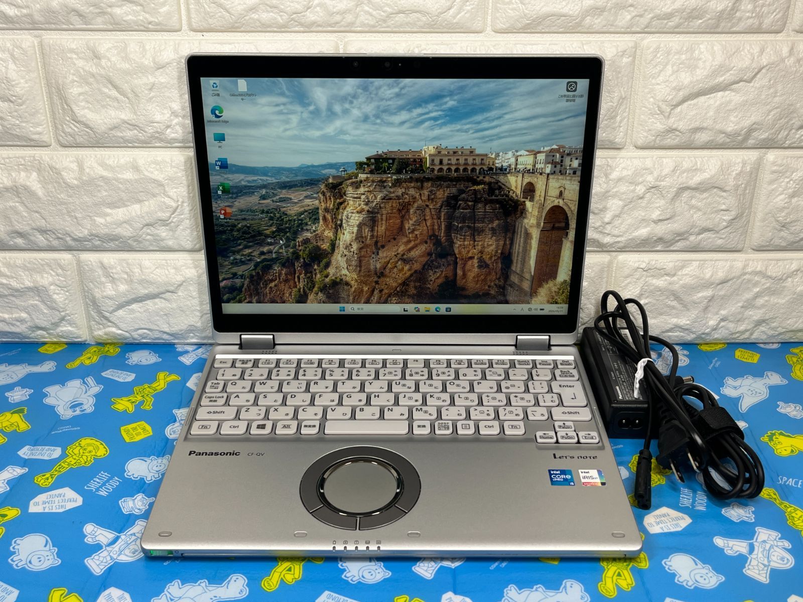 CF-QV1 16GB レッツノート 12.0型 タッチパネル 2in1 軽量