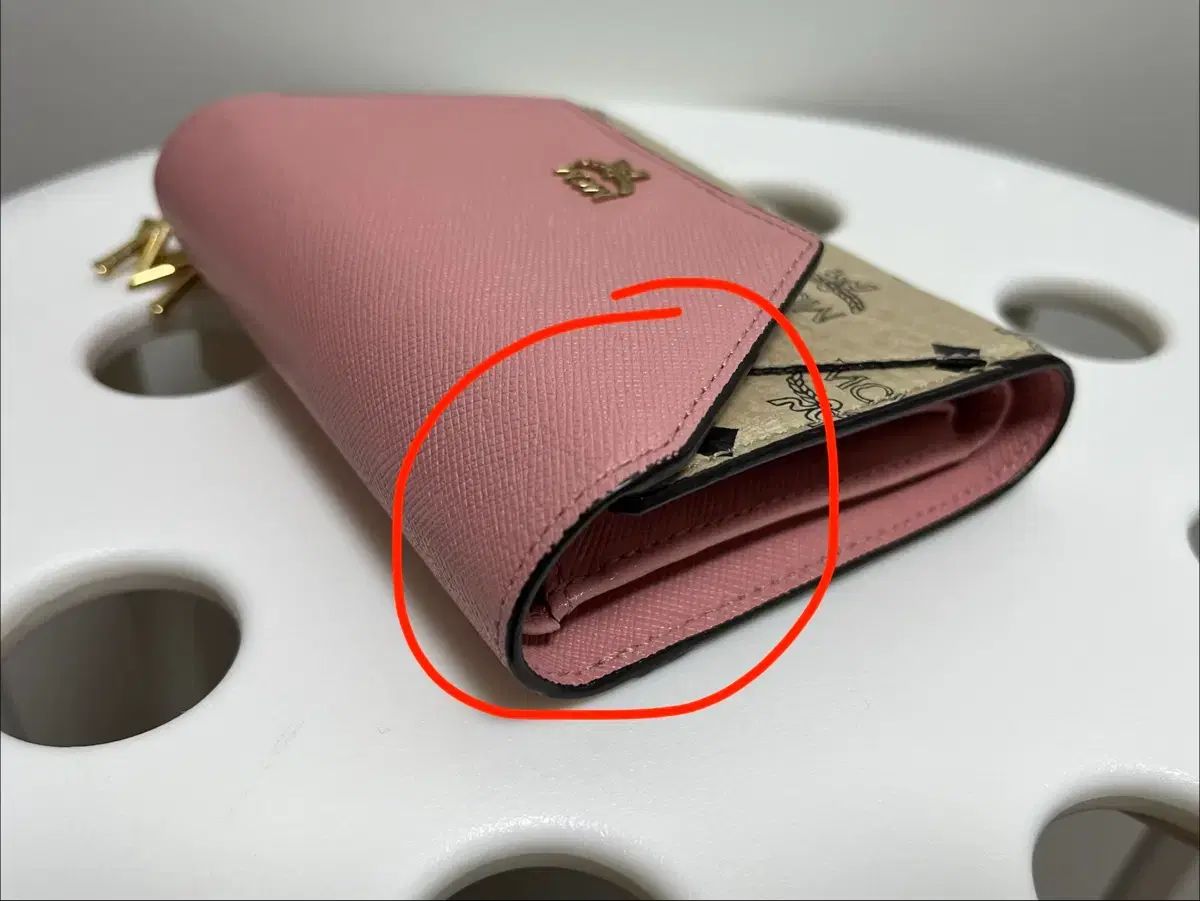 MCM Love&Letter ヴィセトス 二つ折り財布 MCM Love&Letter ヴィセトス 二つ折り財布
