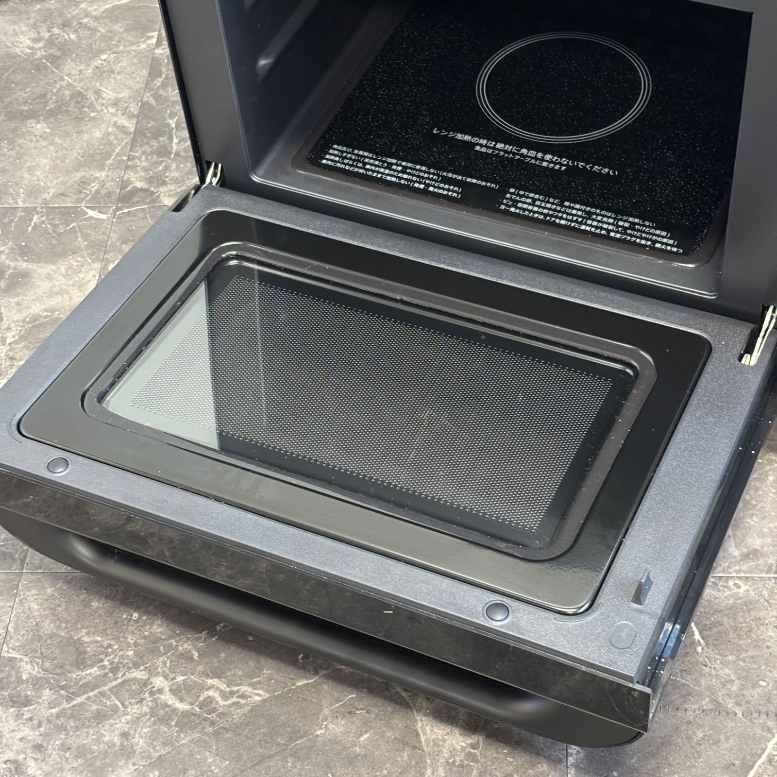 ☆送料込！美品 2025年製 SHARP オーブンレンジ RE-SS7A-B 18L