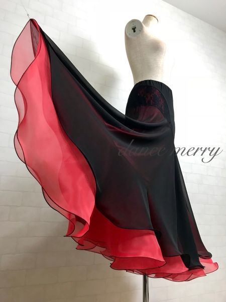 ☆送料無料☆新品 豪華 社交ダンス スカート 赤 黒 タンゴ ワルツ