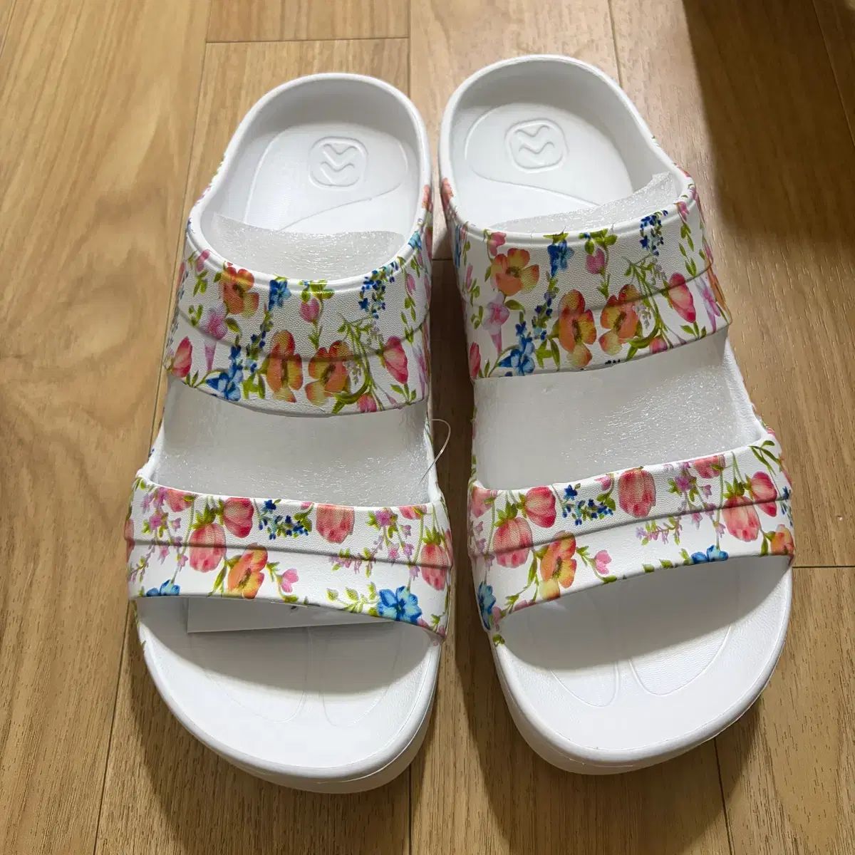 新品 新美沙 ニューバロ 2世代 スリッパ