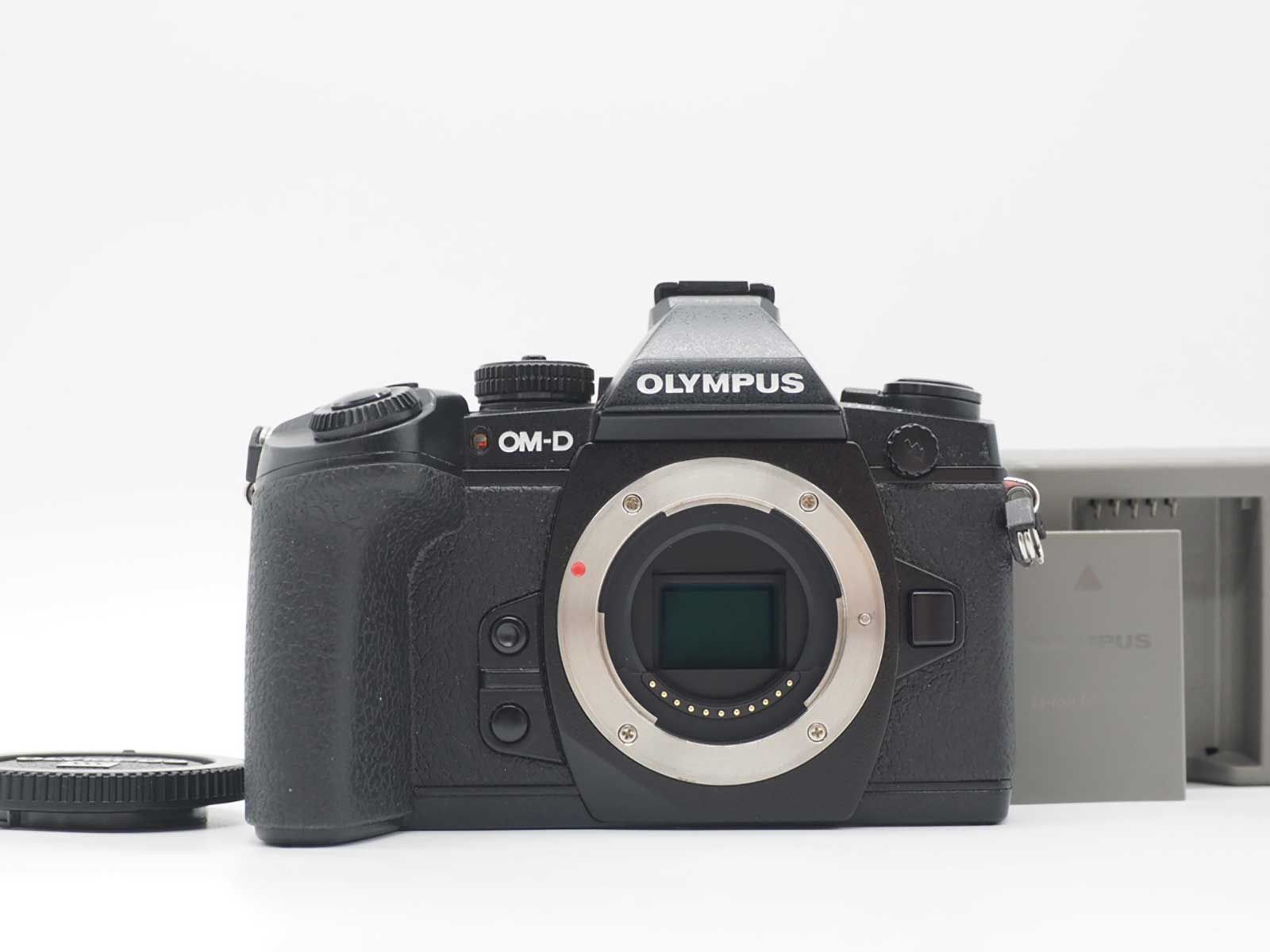 オリンパス Olympus OM-D E-M1 16.3MP Digital Black Body 6648 Shots [美品] #Z6293A
