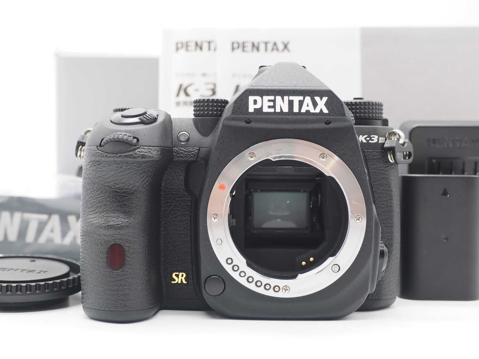 ペンタックス Pentax K-3 III Black 25.7MP Digital Camera 8584 Shots 元箱 [新品同様] #Z6296A