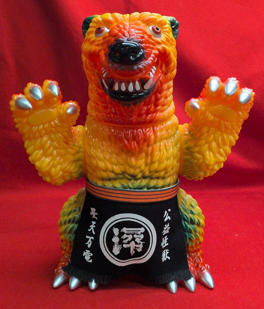 白熊屋 ドデマンデ TOKYO(黄色成型/赤 青)