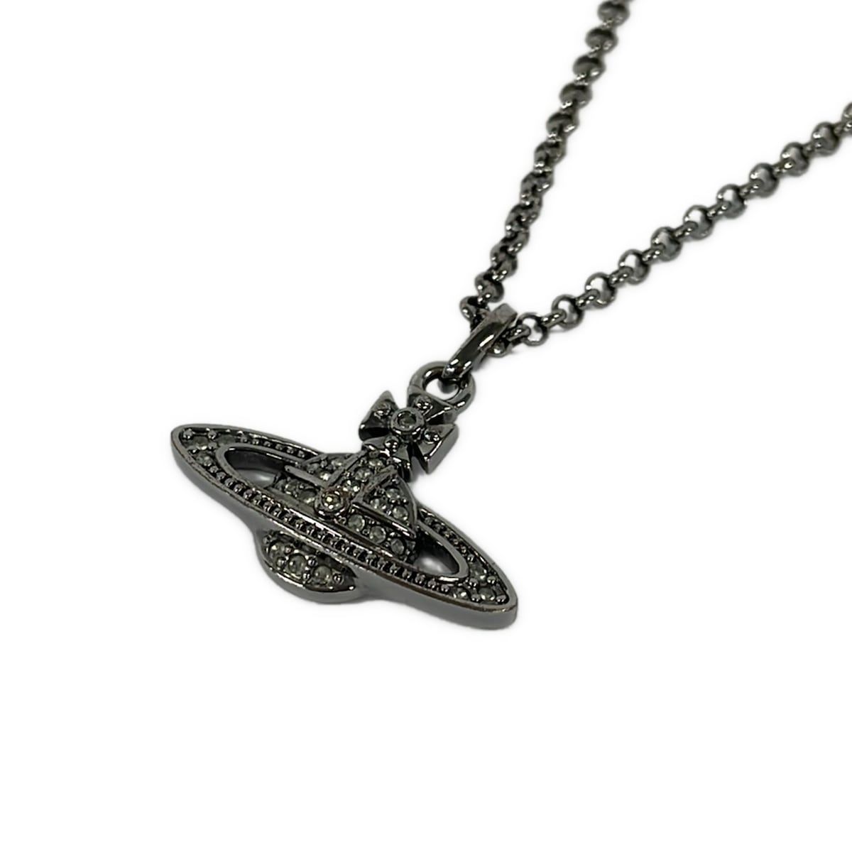 VivienneWestwood(ヴィヴィアンウエストウッド) ネックレス美品 ミニバスレリーフ シルバー×クリア オーブ