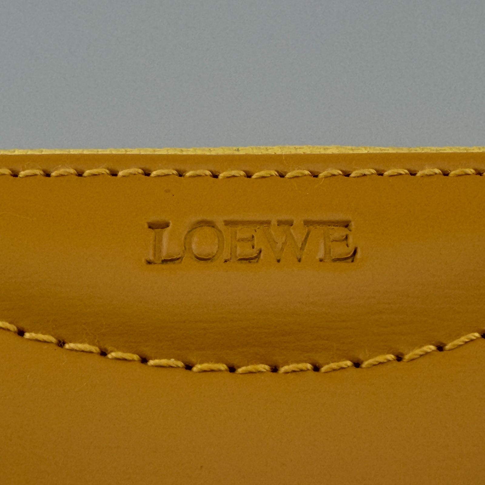 LOEWE ロエベ アナグラム コインケース 小銭入れ イエロー系 美品 