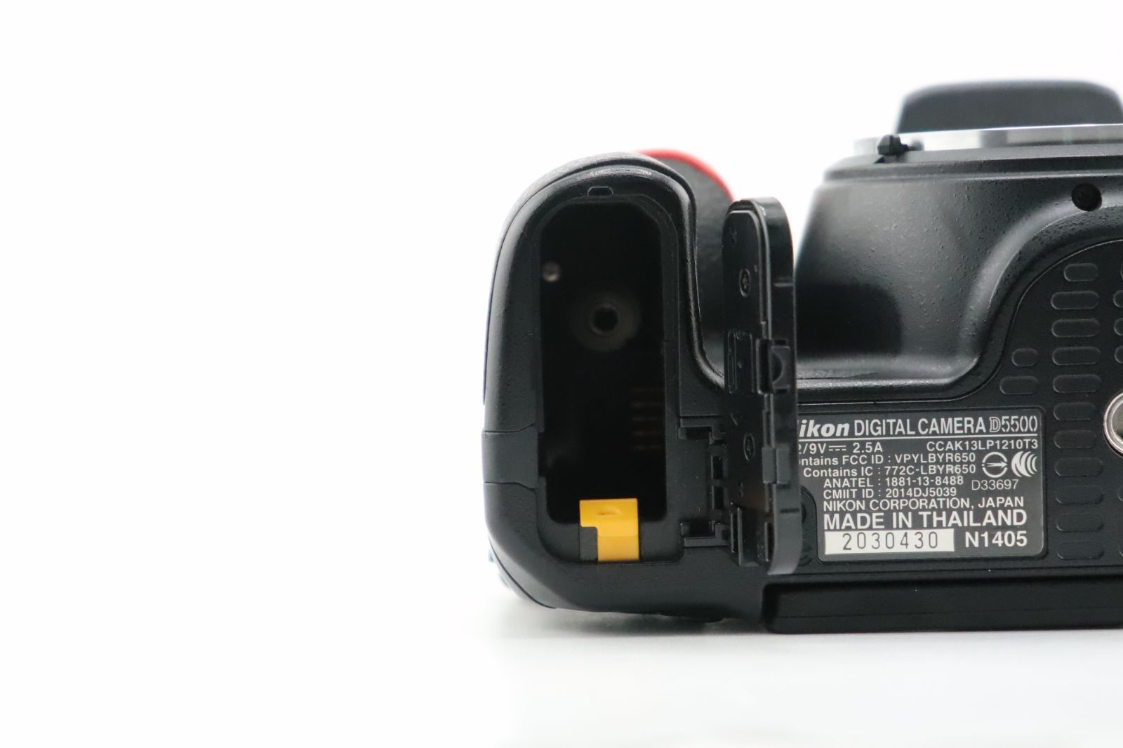 ☆極上品☆ショット数:34,295枚☆ニコン NIKON D5500 ボディ充電器付