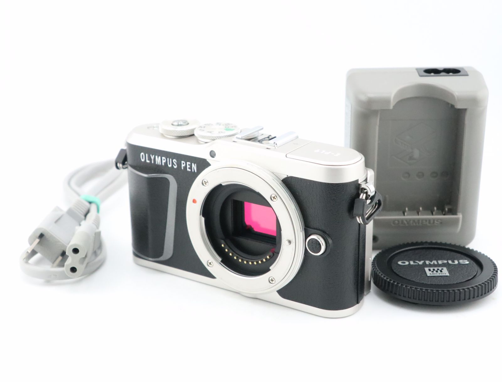 ★美品★ショット数:623枚★オリンパス OLYMPUS E-PL9 ボディ ブラック 充電器付★　I0521＃5090