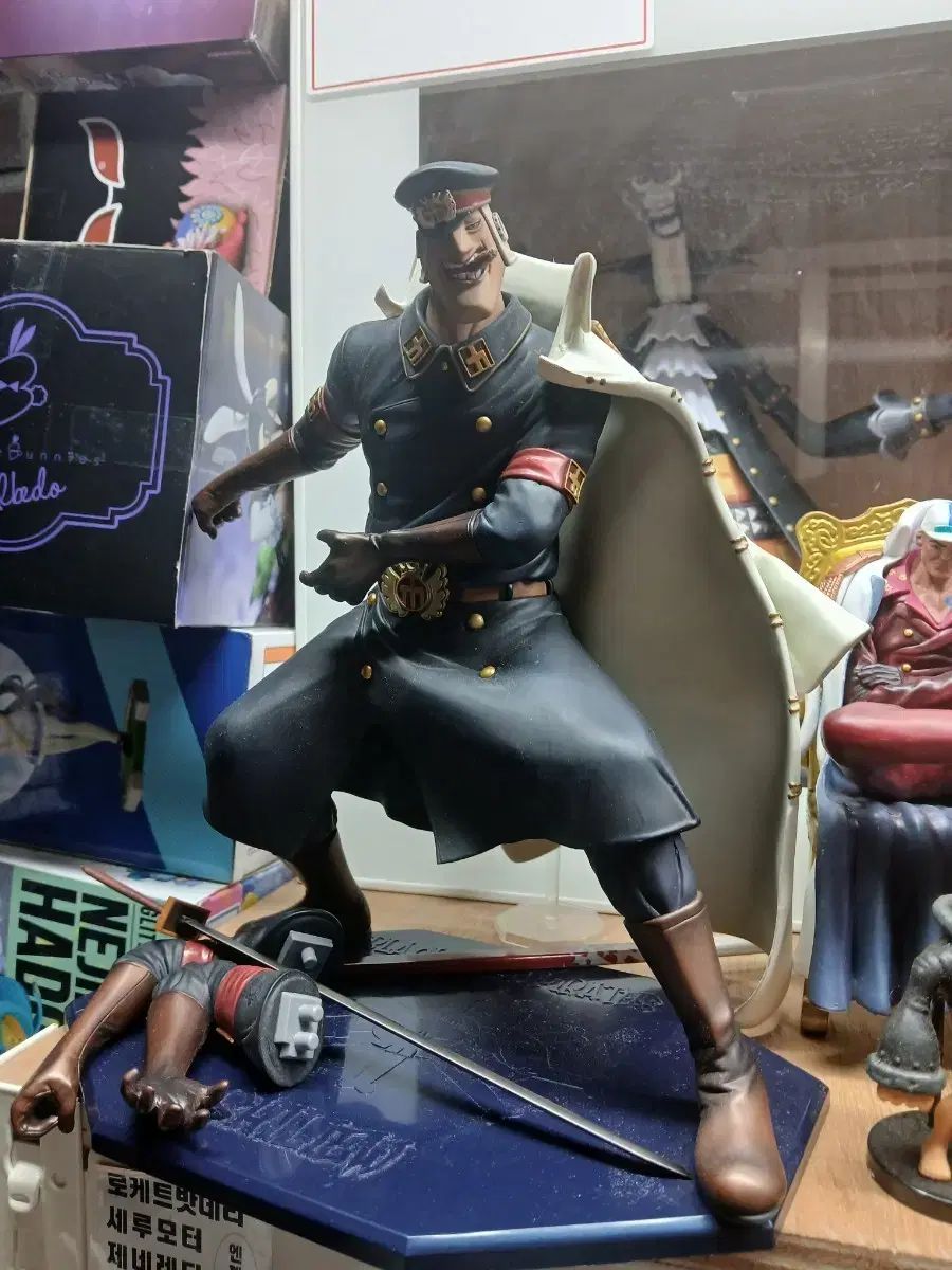 ONE PIECE POP 水際の流