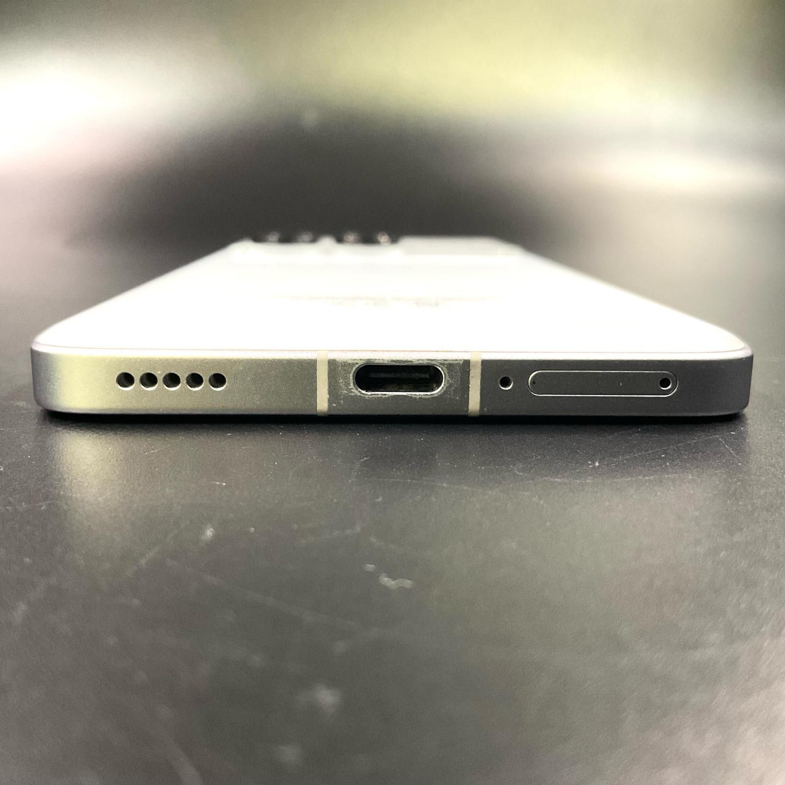Xiaomi POCO F6 Pro 256GB ホワイト SIMフリー - メルカリ