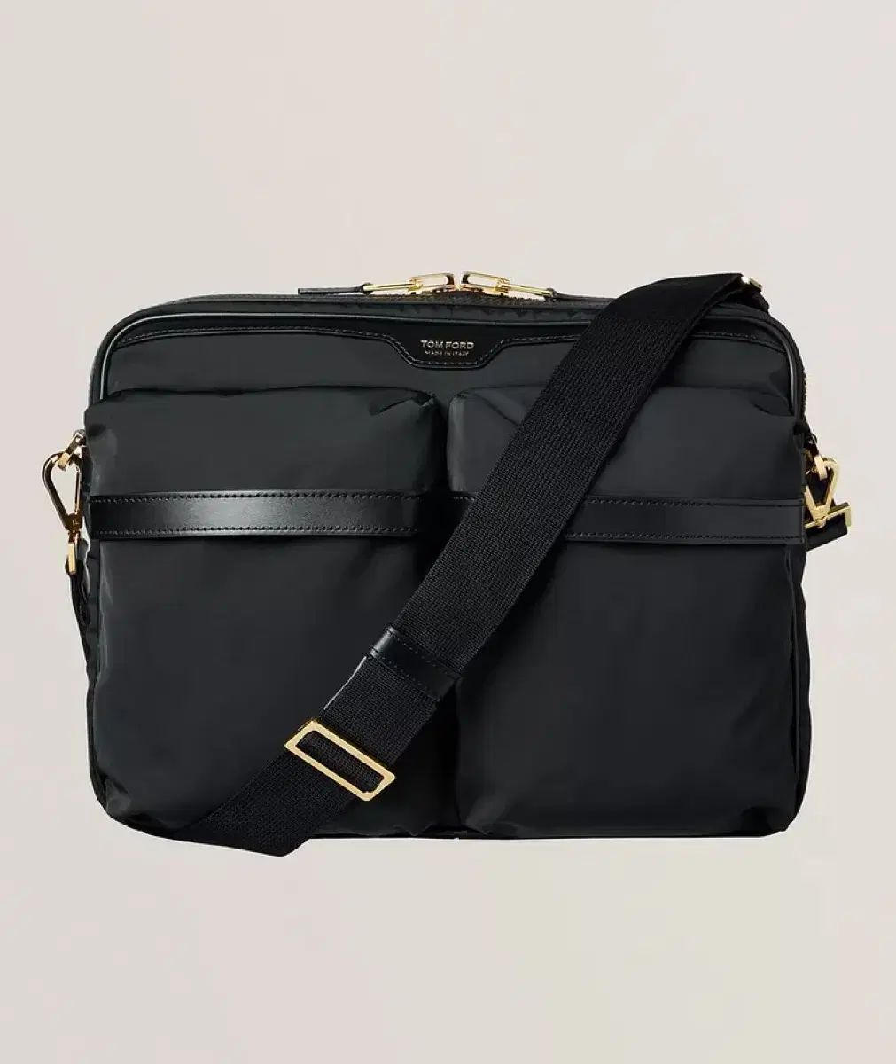 TOM FORD トムフォード ナイロン ダブル ユーティリティ ポケット メッセンジャー バッグ