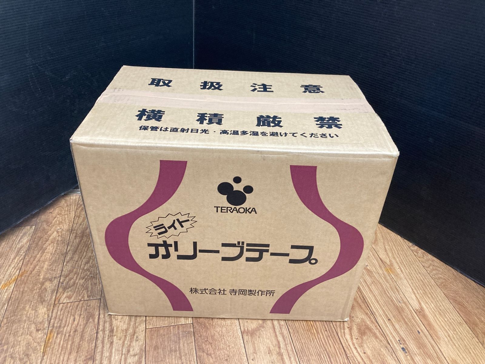 【未使用品】【0902】寺岡 布粘着テープ No.150 クリーム 75mm×25m 24巻入り ITBSX1QSCGKK
