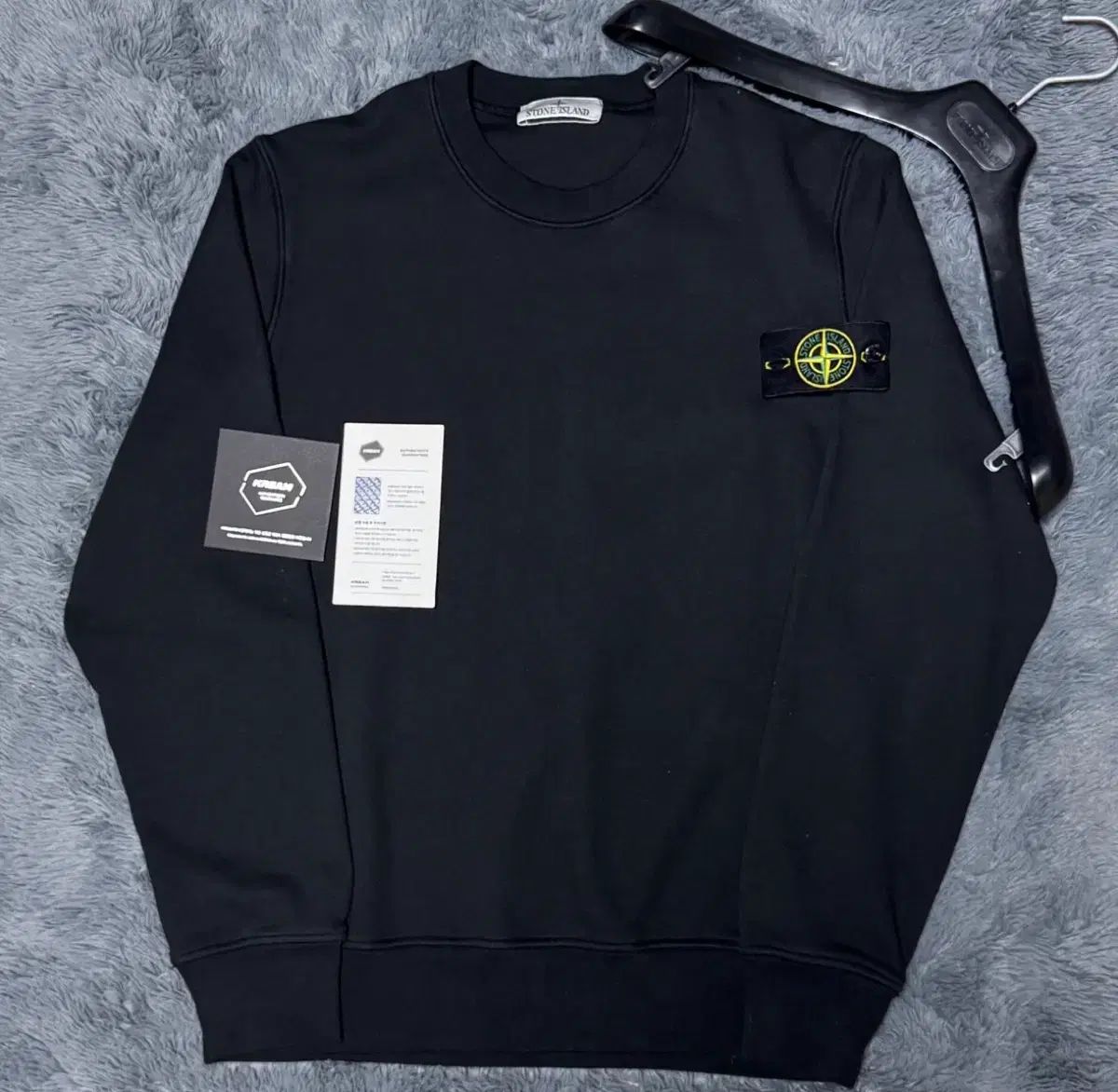 25年式/M STONE ISLAND ストーンアイランド スウェット ブラック