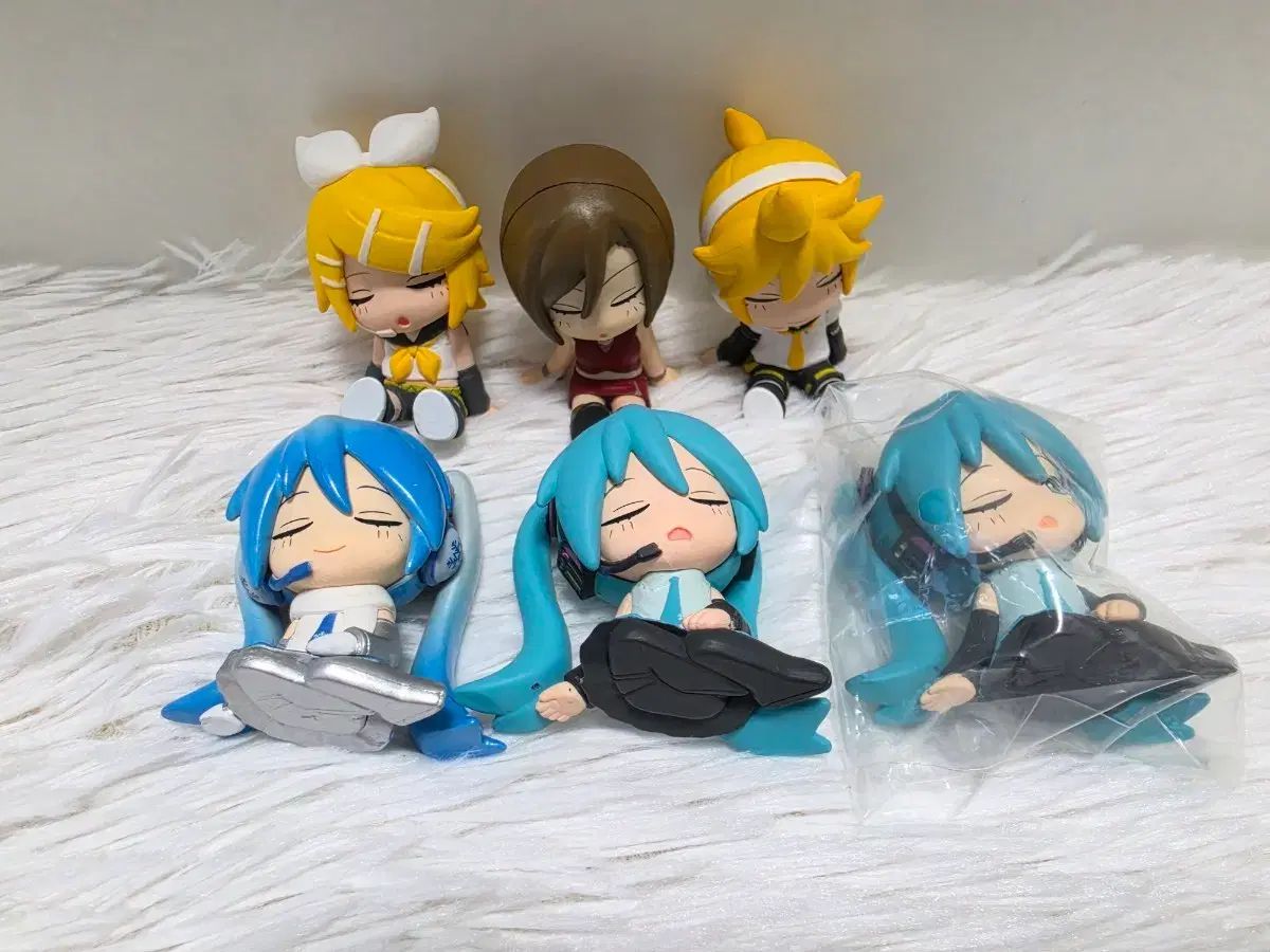 (まとめ) VOCALOID(ボーカロイド・ボカロ) 初音 ミク 鏡音 リン レン メイコ ぺこり フィギュア