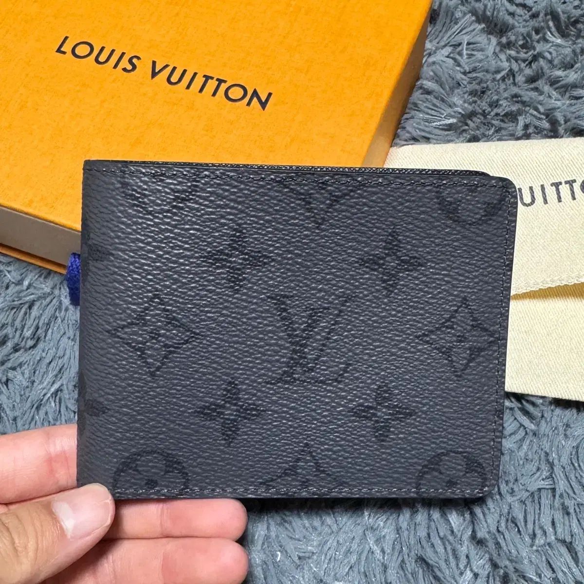 25年式/フルセット Louis Vuitton ルイヴィトン エクリプス リバース 二つ折り財布