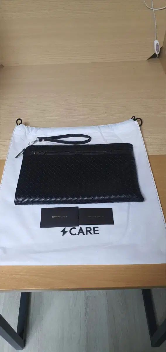 ボッテガ・ヴェネタ クラッチ/クラッチバッグ ツージッパー ほぼ新品 正規品 (鑑定済)