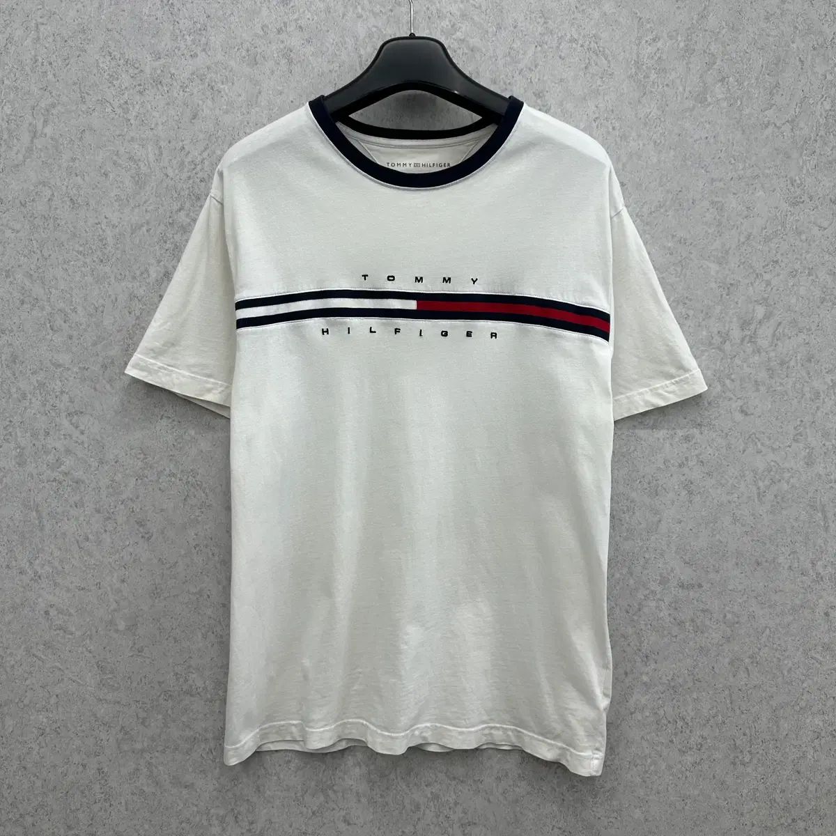 105 トミーヒルフィガー メンズ ルーズフィット 半袖 Tシャツ