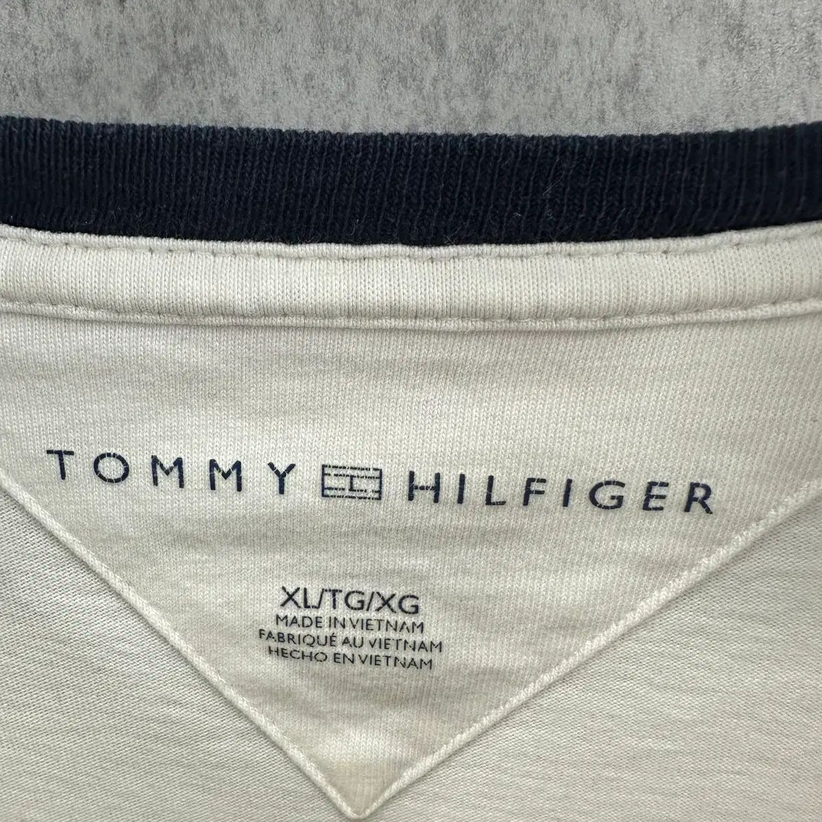 105 トミーヒルフィガー メンズ ルーズフィット 半袖 Tシャツ