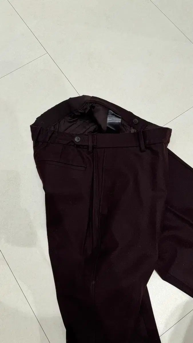 人気SALE，最新作 UNIQLO +J パンツ