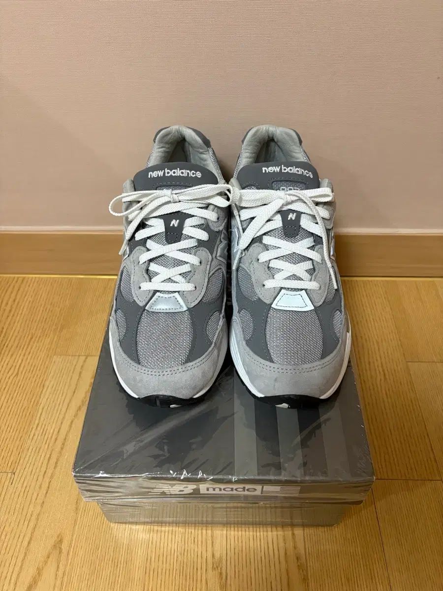 ニューバランス 992 グレー 290