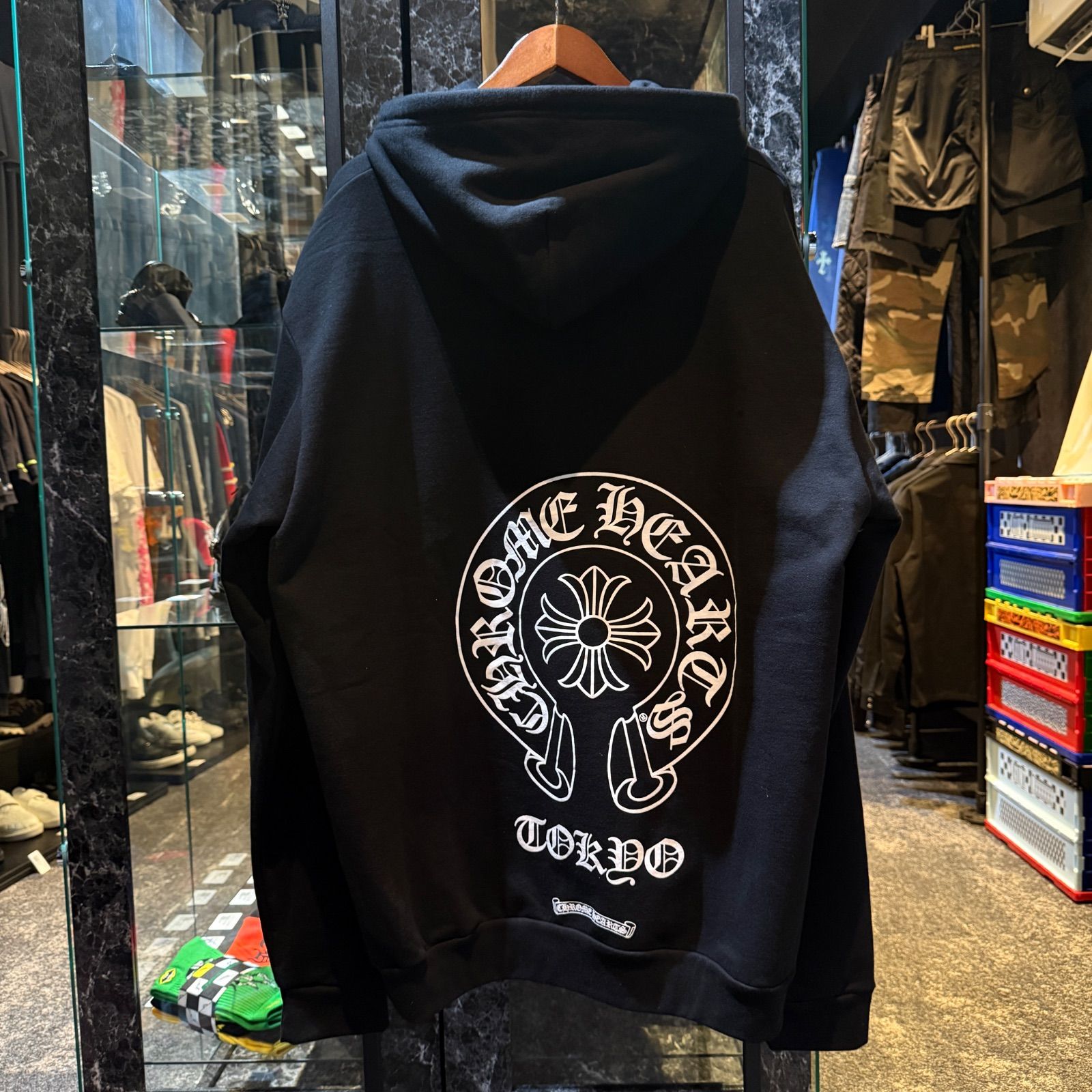 クロムハーツ　ジップパーカー　TOKYOホースシュー　フローラル　ブラック×ホワイト　ＸＬサイズ　S品