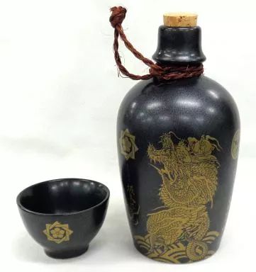 【中古】食器その他(キャラクター) [単品]特製徳利＆ぐい呑みセット 「PS3ソフト 龍が如く 維新! DXパック」 セガストア限定
