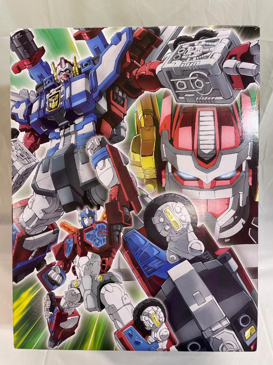 ゴッドファイヤーコンボイ 「トランスフォーマー レガシー」 Hasbro社
