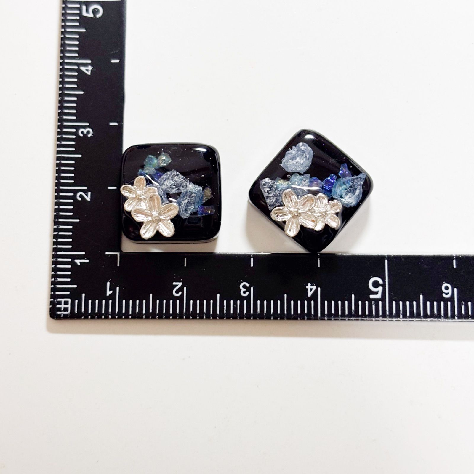 1263 ）カボション スクエア レジン ピアス イヤリング - メルカリ