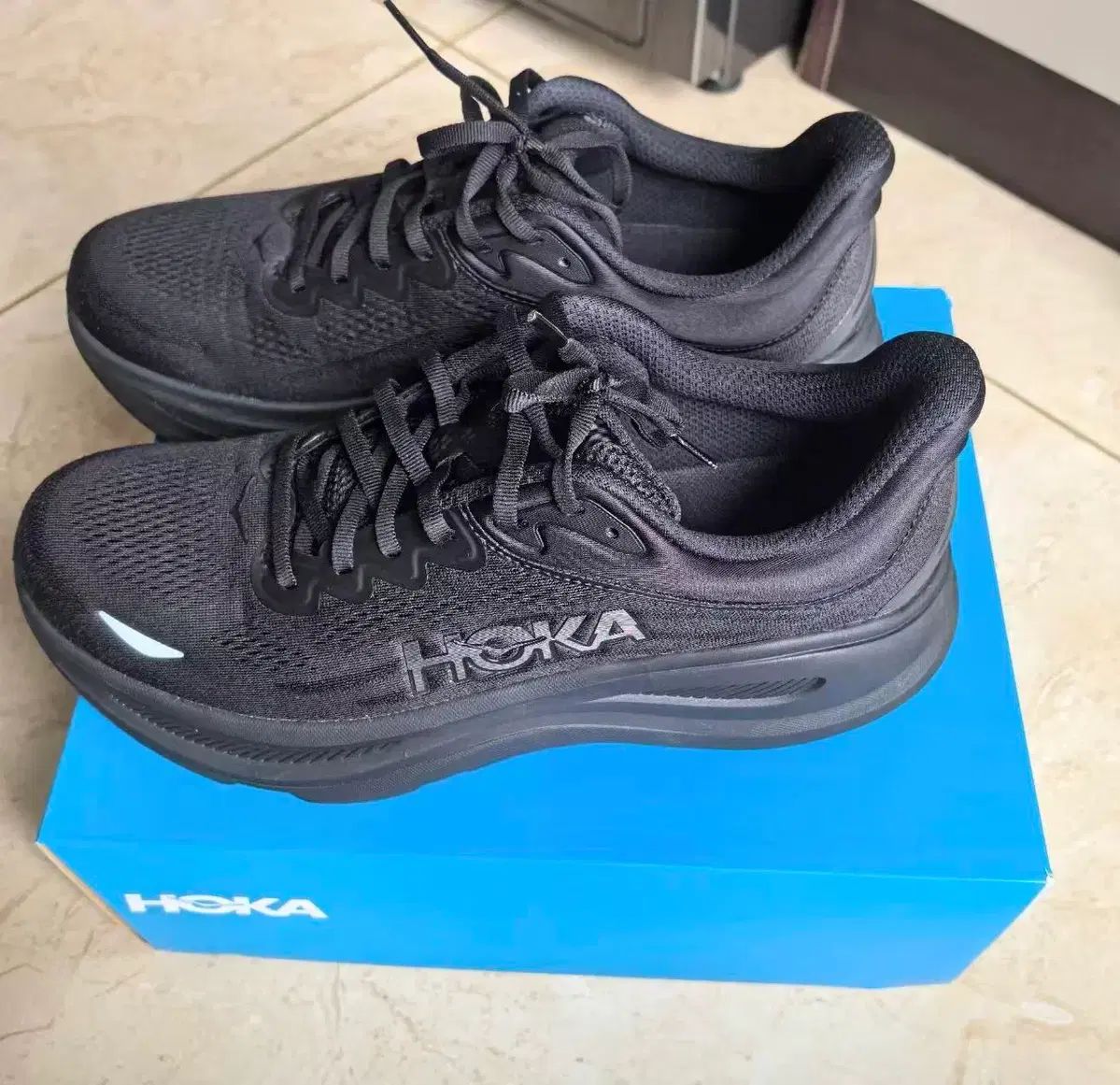 HOKA ONE ONE ホカオネオネ ボンダイ 9 ブラック - ワイド 265mm