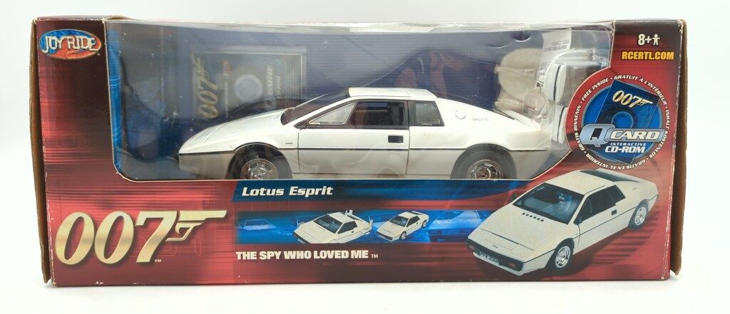 青島文化教材社 1/18 007ボンドカー LOTUS ESPRIT 8 21,285円