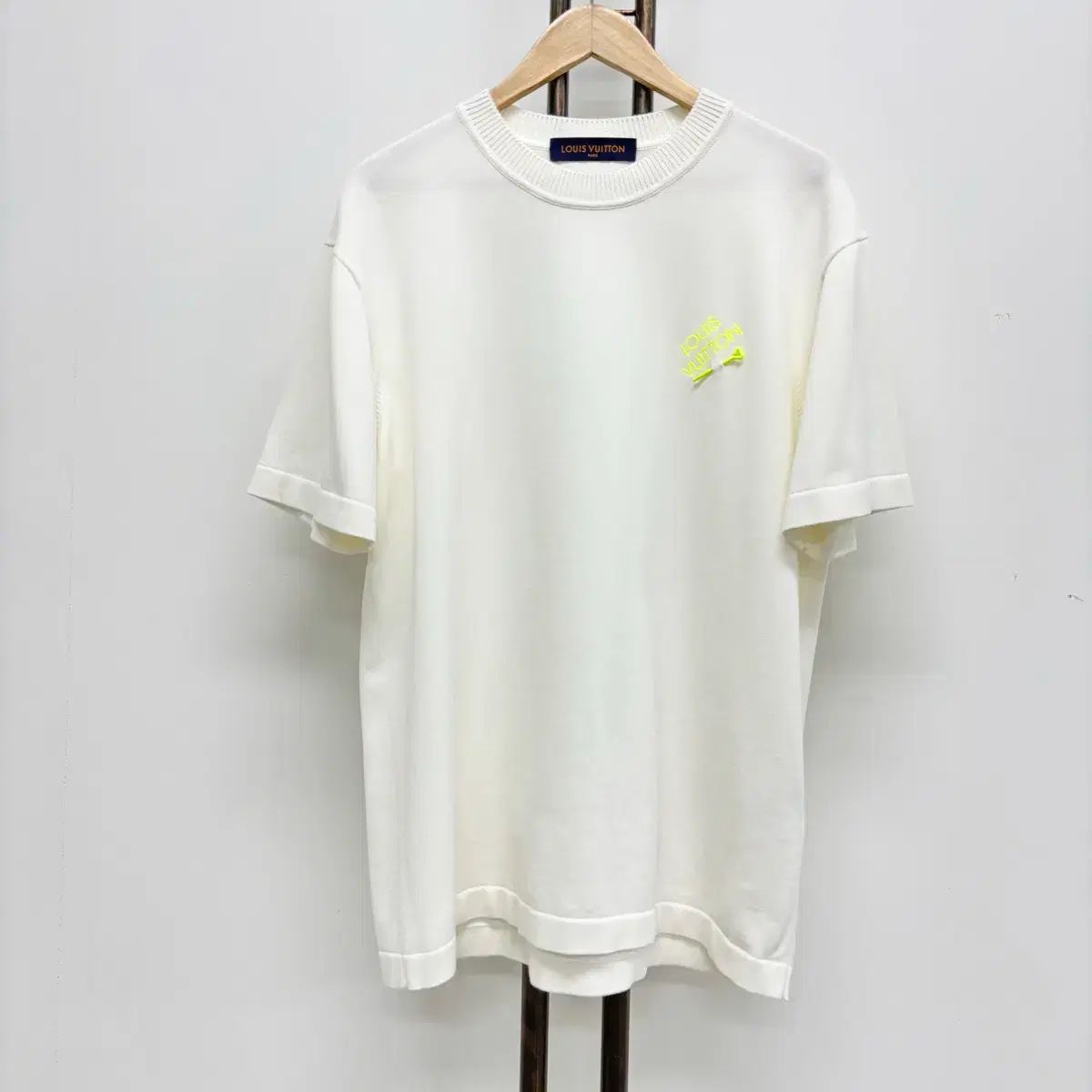 L ルイヴィトン LVロゴ 半袖Tシャツ