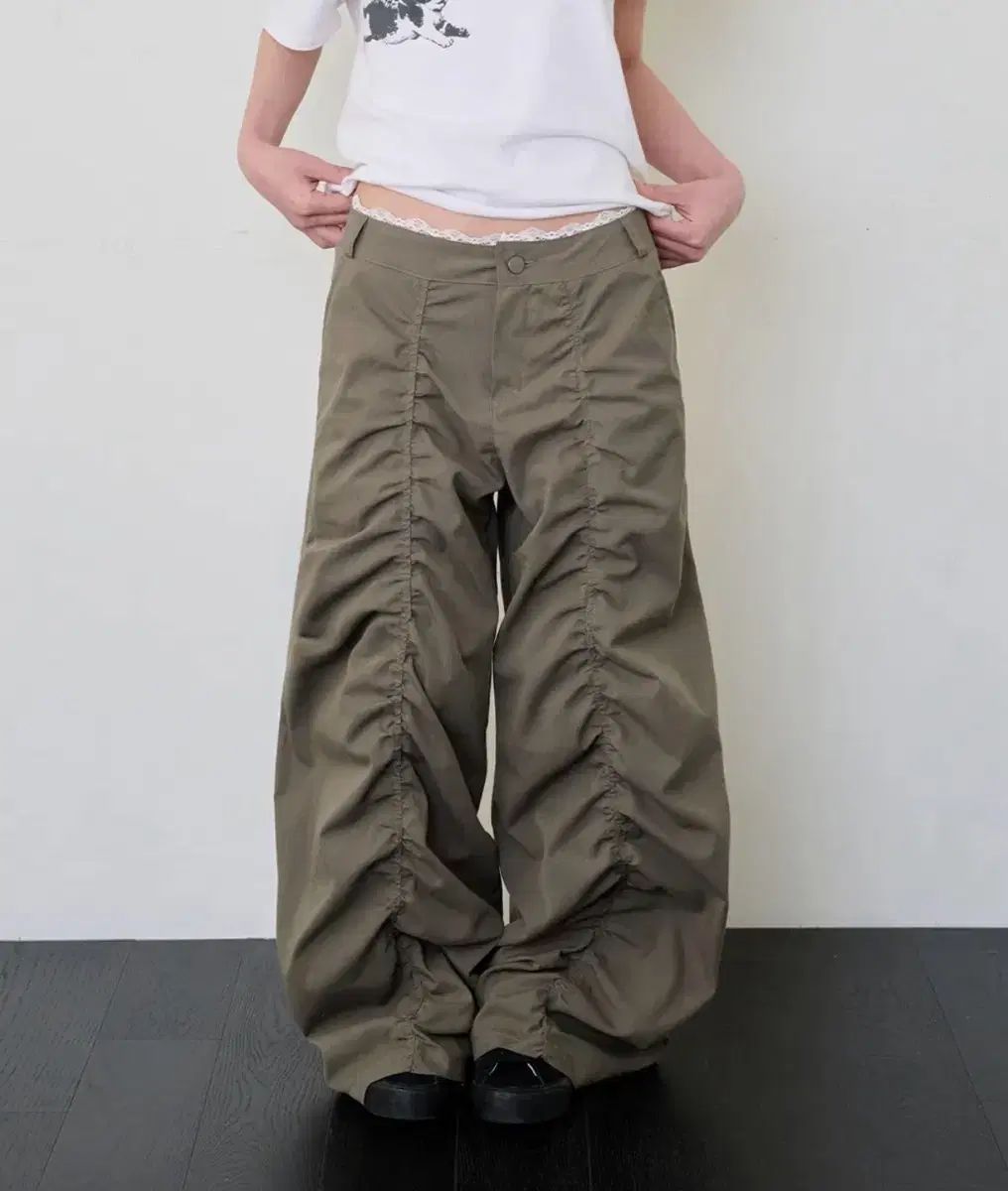 イッジャバイヴ LACE LAYERED WIDE PANTS - KHAKI