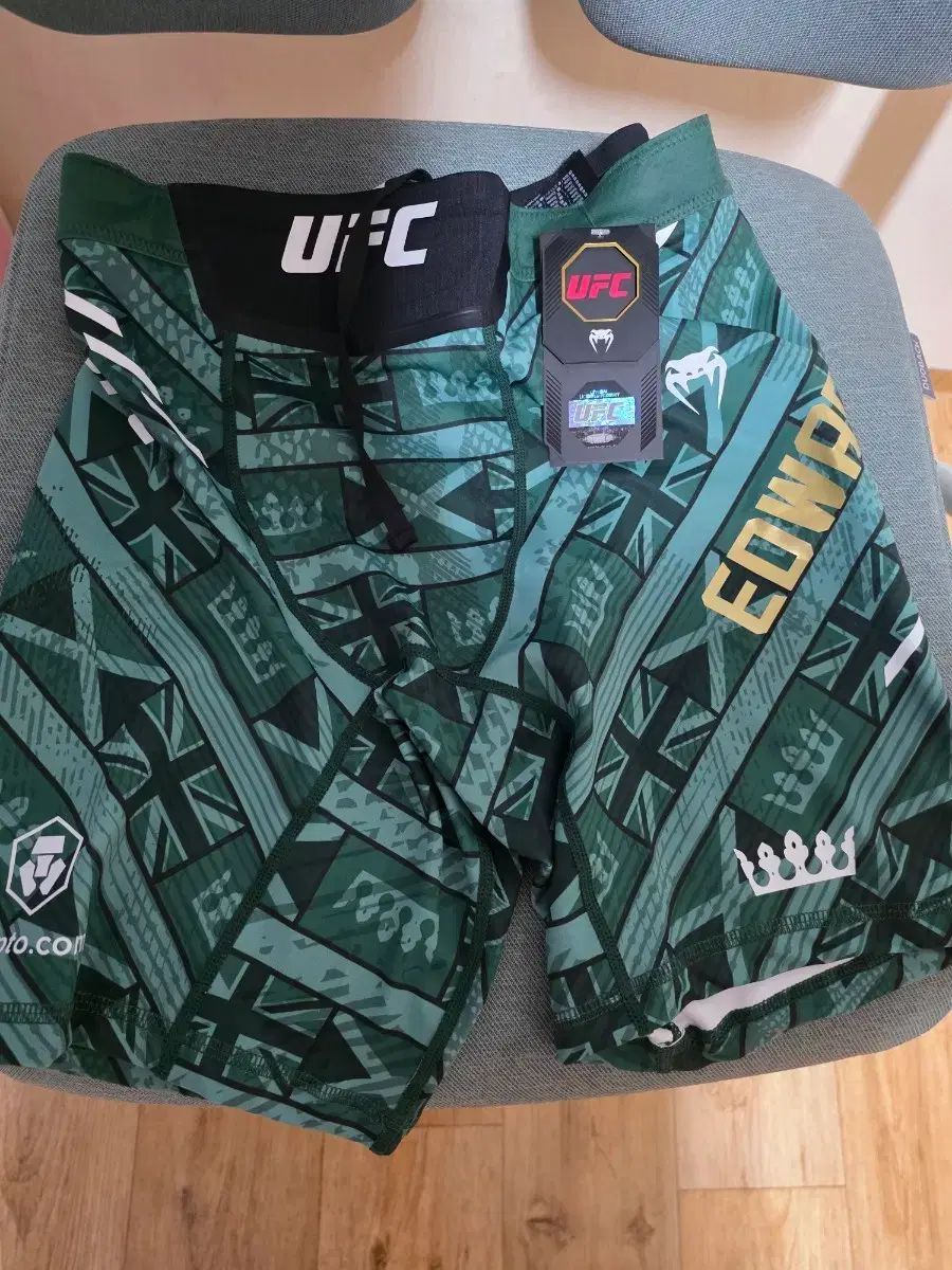 ヴェナム UFC ファイトショーツ リーオン エドワーズ 新品