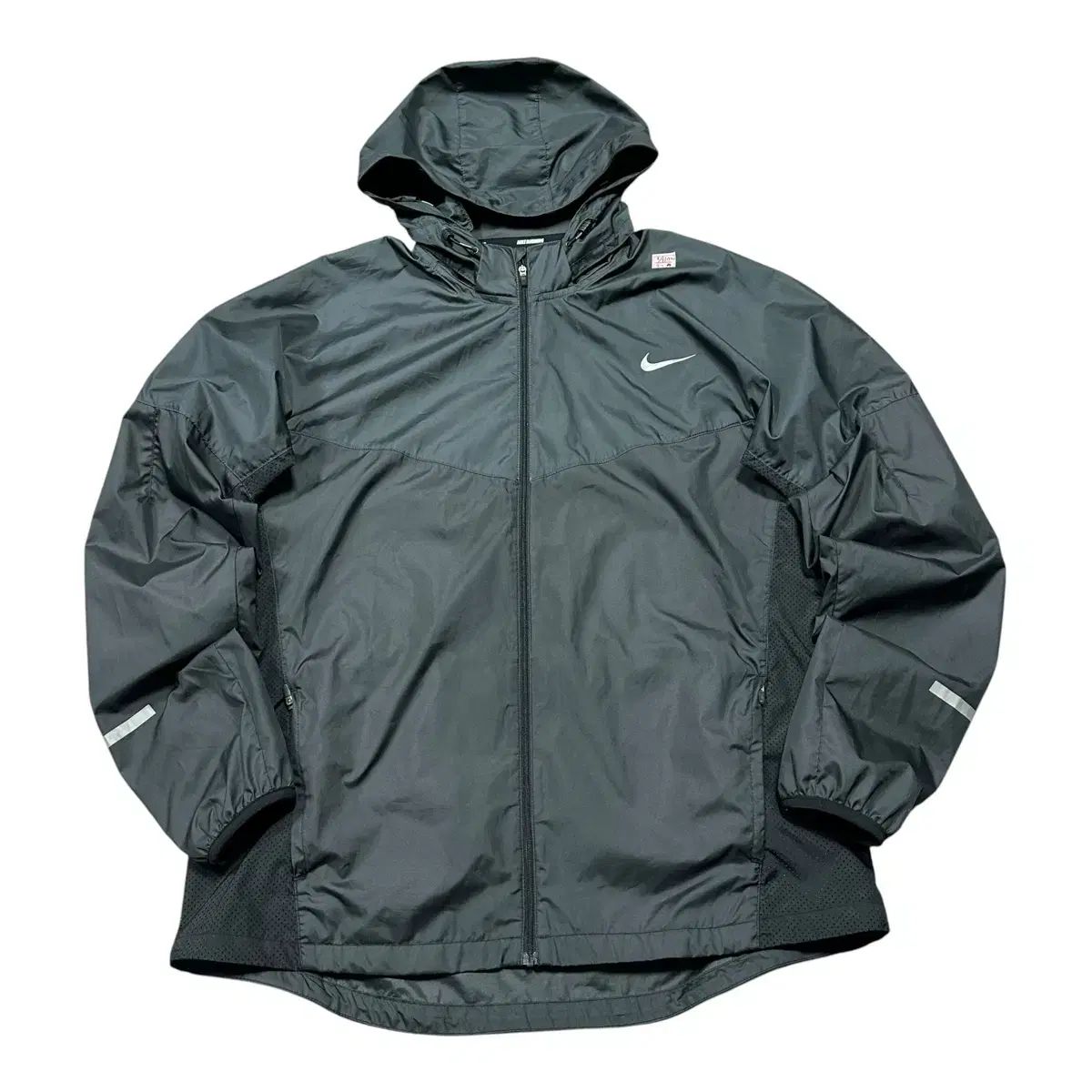 (即納) NIKE ランニング 軽量 ブラック ウィンドブレーカー